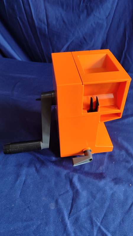 VINTAGE ZYLISS GRATER