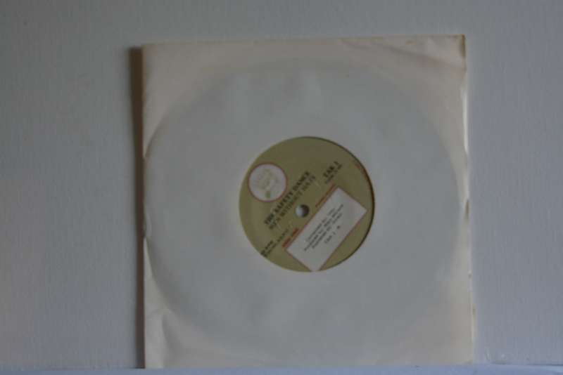 MEN WITHOUT HATS - THE SAFETY DANCE - SECURITY -  VG+/EX