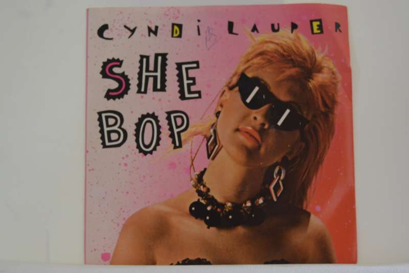 CYNDI LAUPER - SHE BOP - VG+/EX