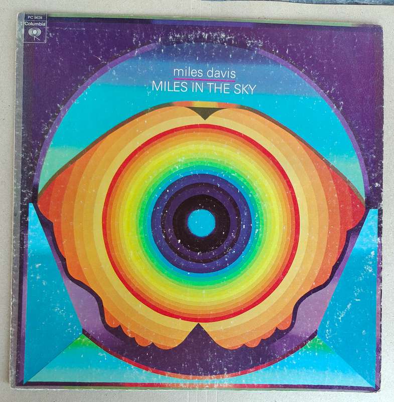 MILES DAVIS - MILES IN THE SKY - VG/VG+