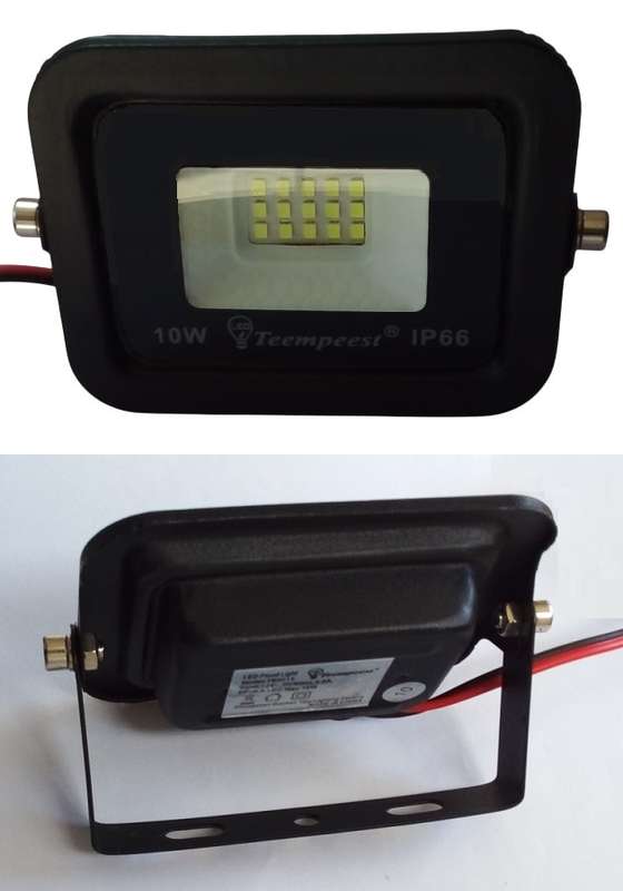 Low Voltage 10W 12V LED Floodlights. Ideal For 12V Batteries Or Solar Systems. Collections Allowed.