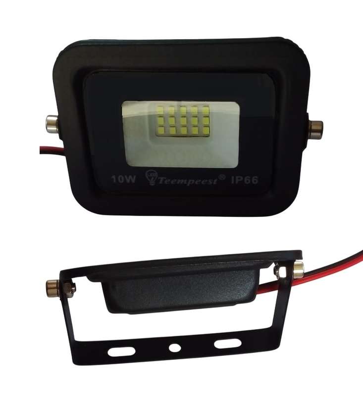 Low Voltage 10W 12V LED Floodlights. Ideal For 12V Batteries Or Solar Systems. Collections Allowed.