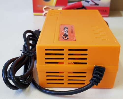 12V 15A Heavy Duty Intelligent Pulse Battery Charger. High Efficiency Version. Collections Allowed.
