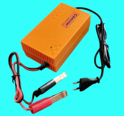 12V 15A Heavy Duty Intelligent Pulse Battery Charger. High Efficiency Version. Collections Allowed.