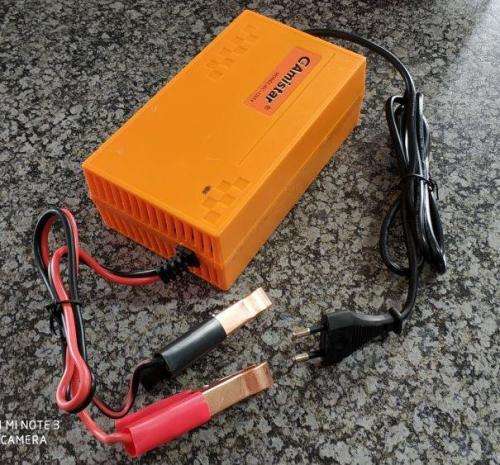 12V 15A Heavy Duty Intelligent Pulse Battery Charger. High Efficiency Version. Collections Allowed.