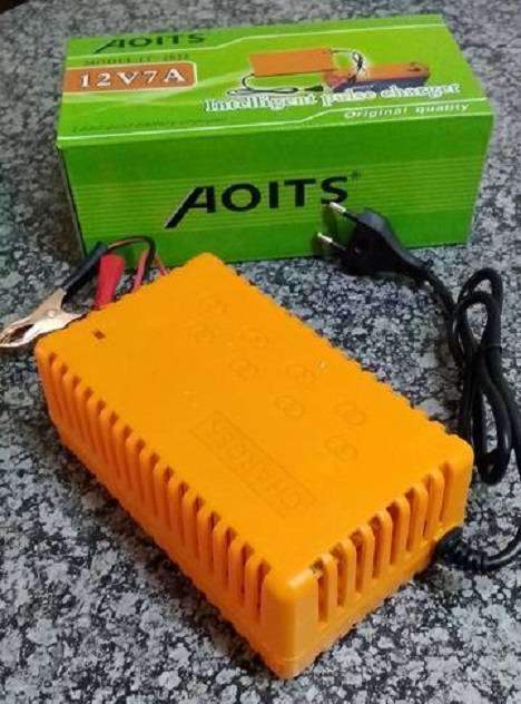 12V 7A Heavy Duty Intelligent Pulse Battery Charger. High Efficiency Version. Collections Allowed.