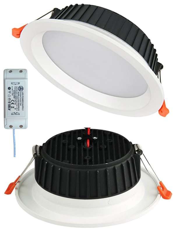 18W LED Round Panel Recessed Ceiling Light AC220~240V. Warm White Light Colour. Collections Allowed.