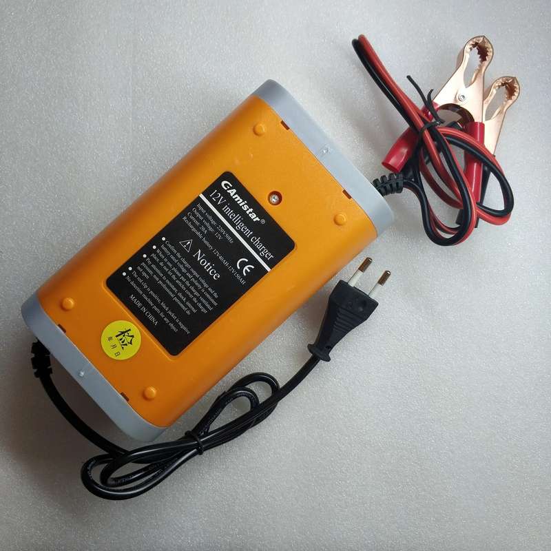 High Efficiency 12V 7A Intelligent Pulse Battery Charger. Heavy Duty Version. Collections Allowed.