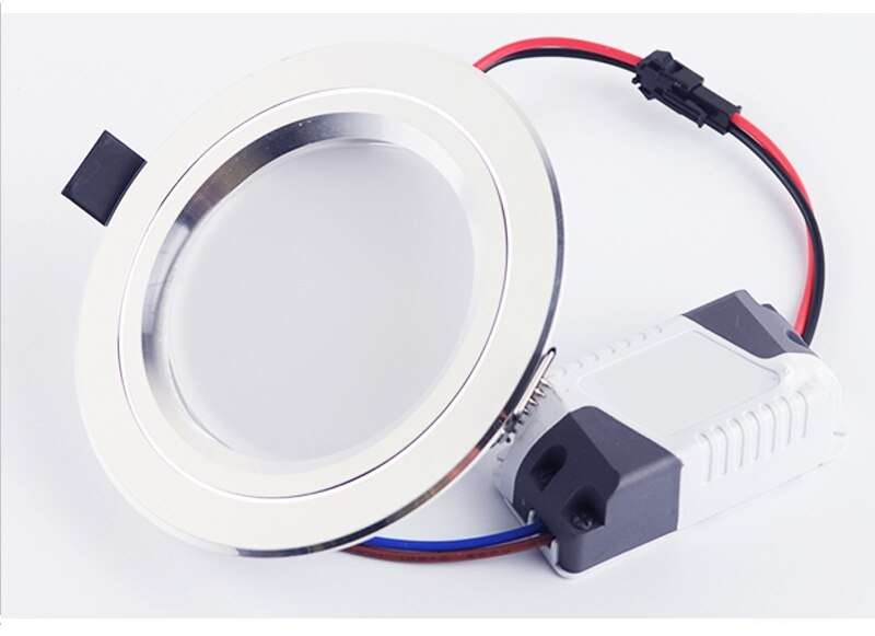 LED Light Bulb: 7W Ceiling Light, Downlight, Spotlight. Complete Ready to Use. Collections Allowed.