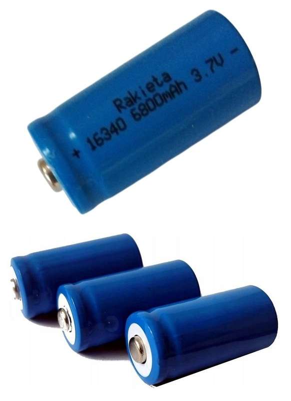 Set Of 2 Rechargeable 16340 CR123A 3.7V Lithium-ion Batteries/Cells. Brand New. Collections Allowed.