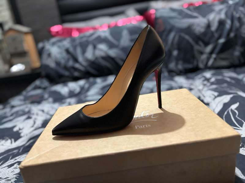 Christian Louboutin Kate 100 black leather pumps