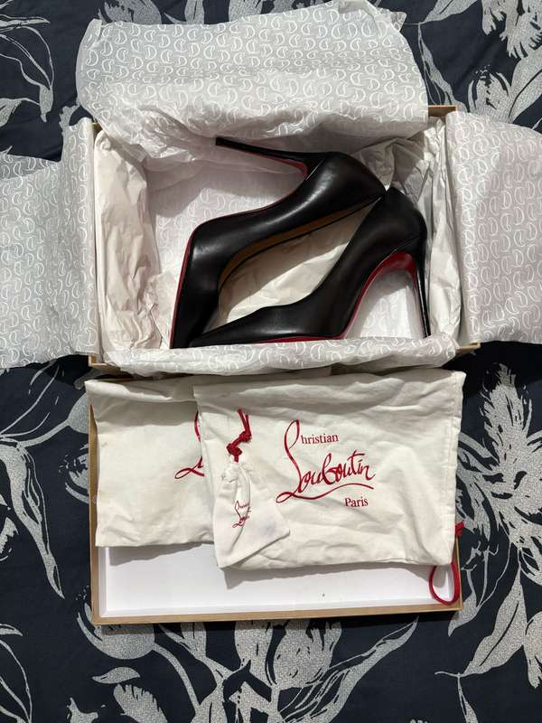 Christian Louboutin Kate 100 black leather pumps