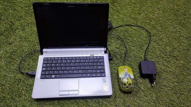 Advent Intel Mini Laptop