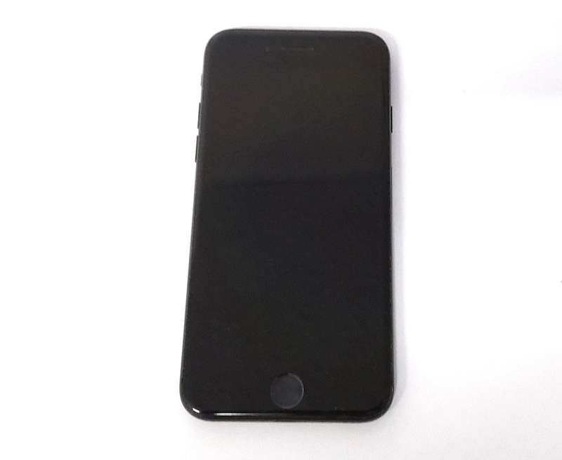 Apple iPhone 7