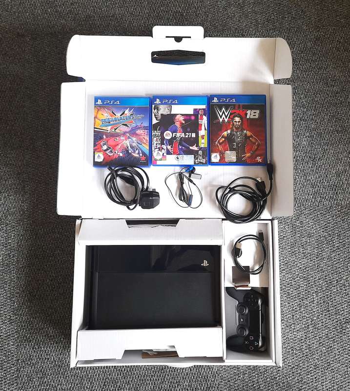 PS4 Console
