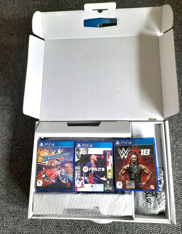 PS4 Console