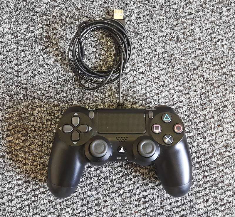 PS4 Controller