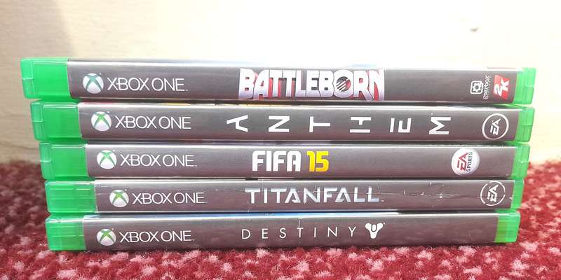 Xbox One Game  Combo
