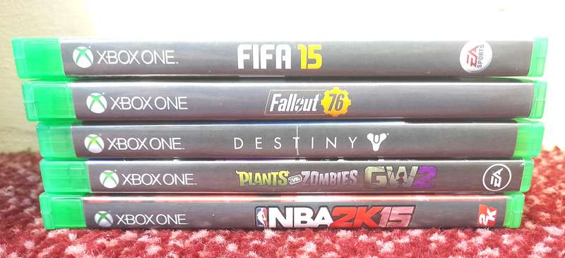 Xbox One Game  Combo