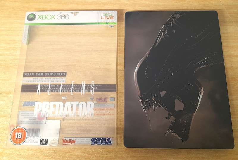 ALIENS VS PREDATOR  STEELBOOK  ( XBOX 360 )   -  Good condition !!!   -   SAME DAY SHIPPING !!!