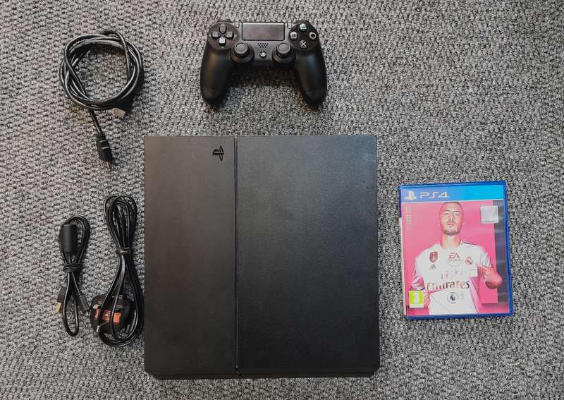 PS4 Console
