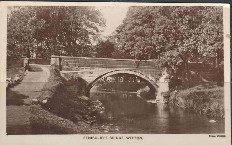 A PICTURE POST CARD SHOWING FENISCLIFFE BRIDGE WITTON MINT LOOK SCAN