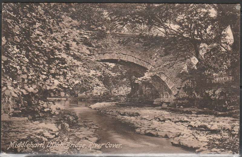 A PICTURE POST CARD SHOWING MIDDLEHAM ULLAH BRIDGE RIVER F.U. LOOK SCAN X2