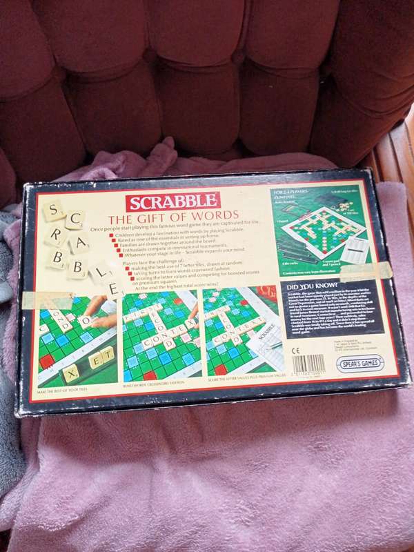 Scrabble set (complete)