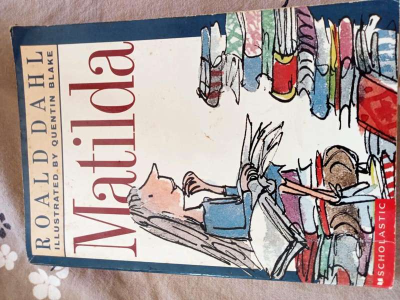Matilda | Roald Dahl (Paperback)