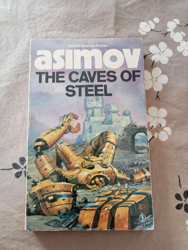 The Caves of Steel | Isaac Asimov (Paperback)