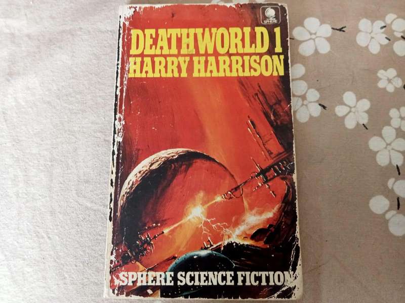Deathworld 1 | Harry Harrison (Paperback)