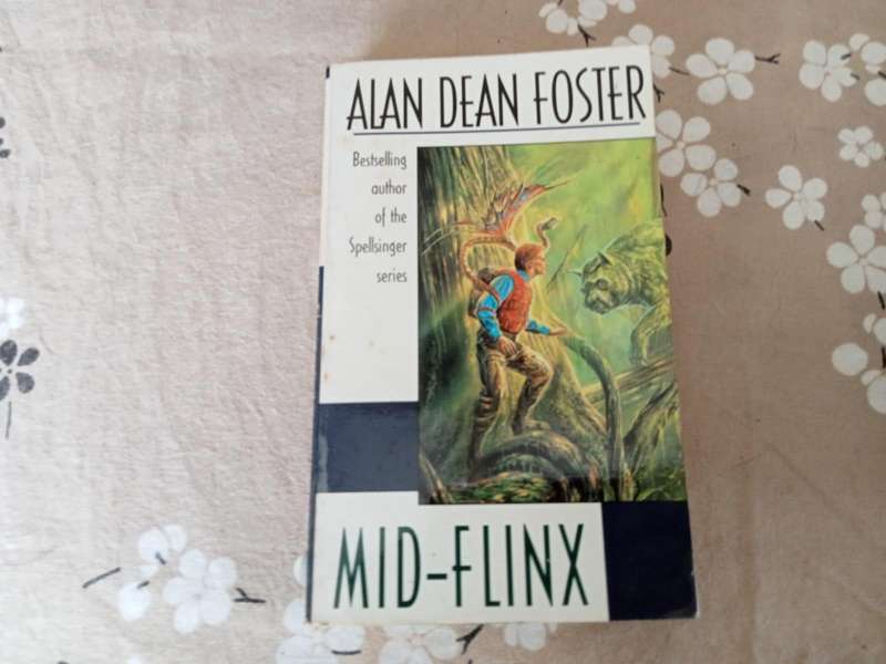 Mid-Flinx | Alan Dean Foster (Paperback)