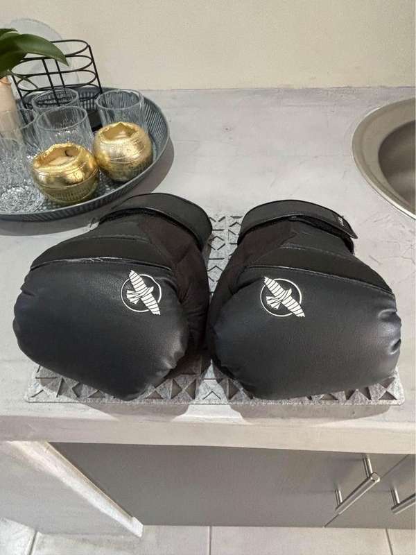 Hayabusa T3 Boxing Gloves - Black - 16oz