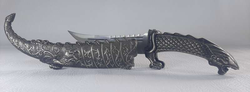 BEAUTIFUL 34CM VINTAGE DRAGON KNIFE WITH INTRICATE SHEATH