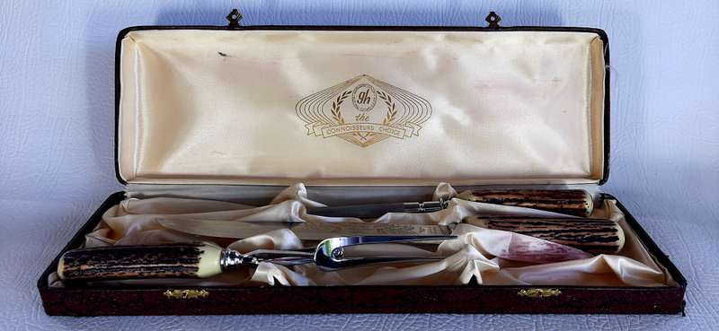VINTAGE GLO HILL BONE HANDLE CARVING SET