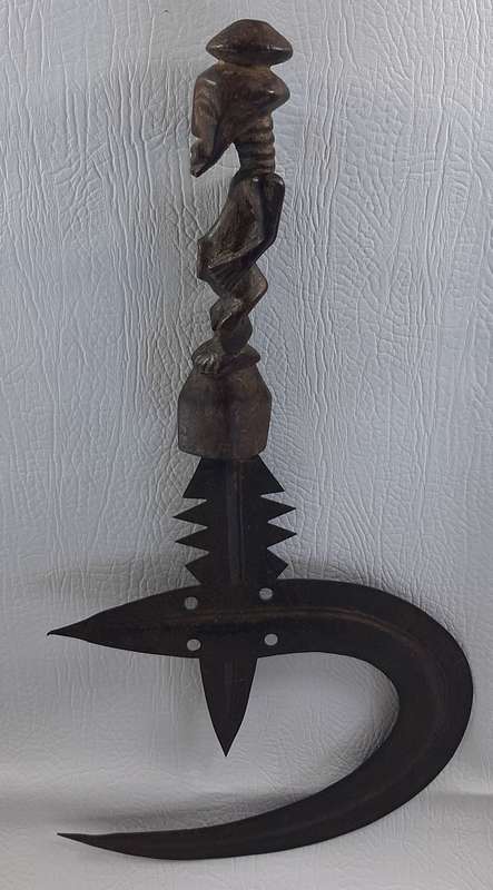 RARE 19TH-CENTURY DECORATIVE SCYTHE WITH ORNATE CARVED HANDLE