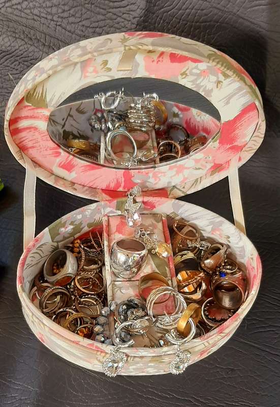VINTAGE COSTUME JEWELLERY COLLECTION - A TREASURE TROVE OF TIMELESS ELEGANCE!