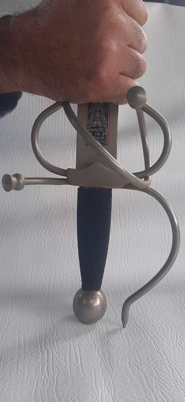 SPANISH TOLEDO SWORD - A LEGACY OF CRAFTSMANSHIP AND HISTORY (101CM)
