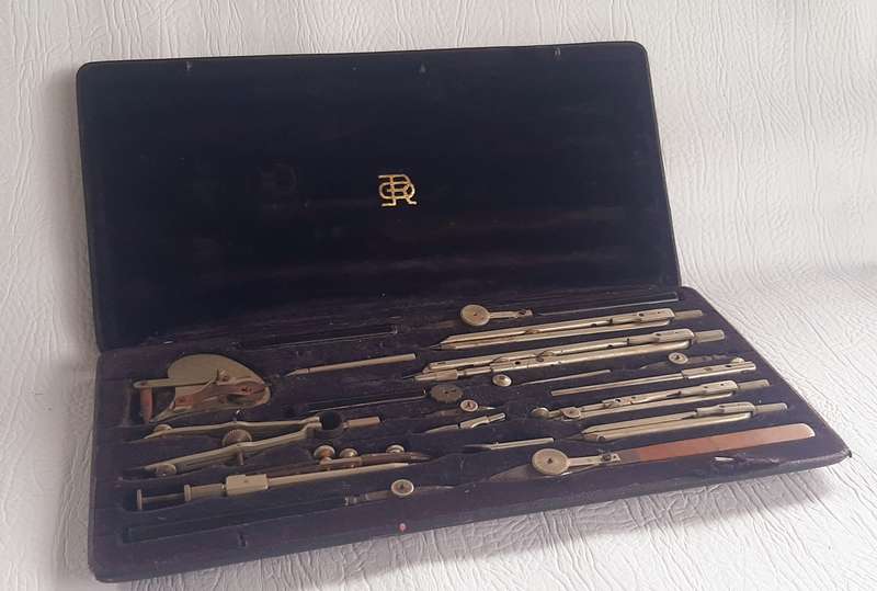 VINTAGE E.O. RICHTER & Co PRECISION DRAFTING SET - COLLECTIBLE ENGINEERING TOOLS