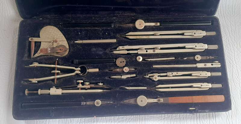 VINTAGE E.O. RICHTER & Co PRECISION DRAFTING SET - COLLECTIBLE ENGINEERING TOOLS