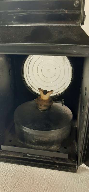 RARE & LARGE SOUTH AFRICAN RAILWAYS OIL SIGNAL LAMP - EARLY TO MID-20TH CENTURY