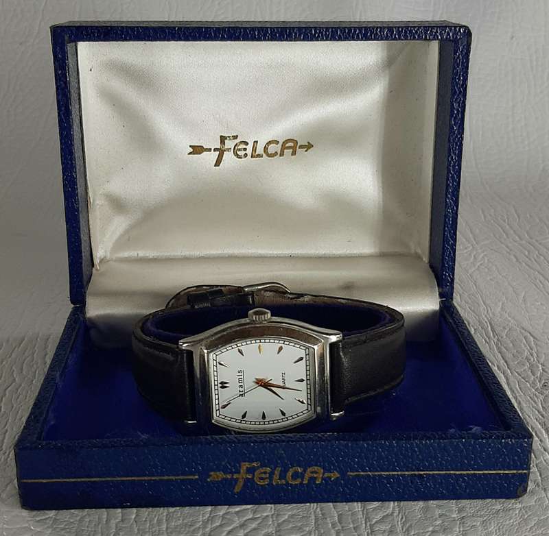 VINTAGE ARAMIS WRISTWATCH - TIMELESS ELEGANCE & COLLECTIBLE APPEAL