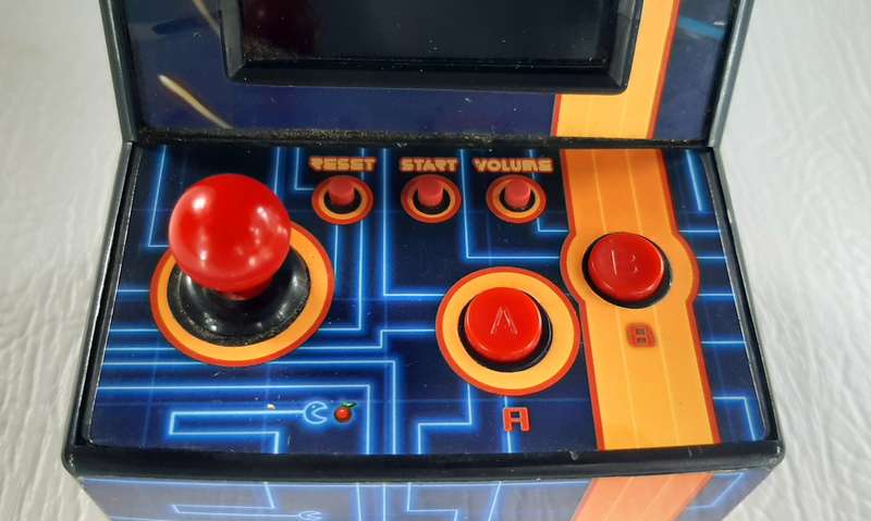 RARE MICRO ARCADE MACHINE - 240 GAMES - LATE 1990'S/EARLY 2000'S RETRO GAMING TREASURE!