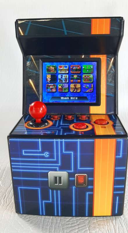 RARE MICRO ARCADE MACHINE - 240 GAMES - LATE 1990'S/EARLY 2000'S RETRO GAMING TREASURE!