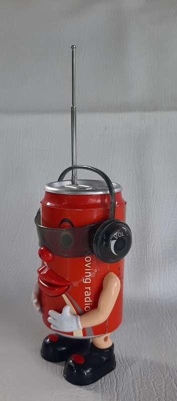COOLCOOL MOVING RADIO - VINTAGE NOVELTY SODA CAN RADIO - 16CM TALL