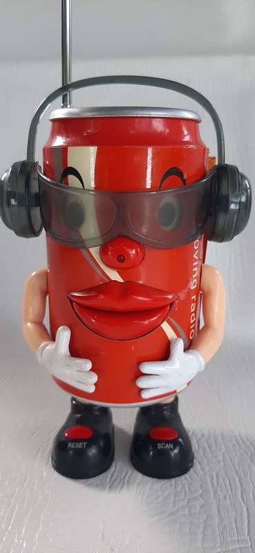 COOLCOOL MOVING RADIO - VINTAGE NOVELTY SODA CAN RADIO - 16CM TALL