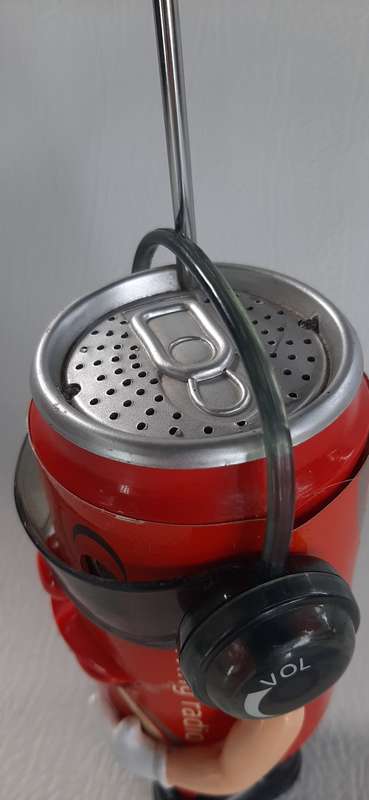 COOLCOOL MOVING RADIO - VINTAGE NOVELTY SODA CAN RADIO - 16CM TALL