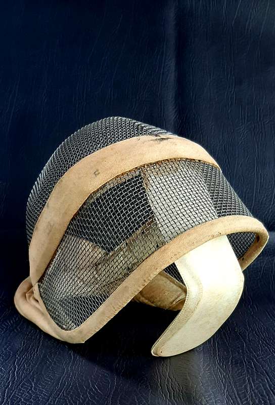 VINTAGE LEON PAUL FENCING MASK - RARE COLLECTOR'S ITEM