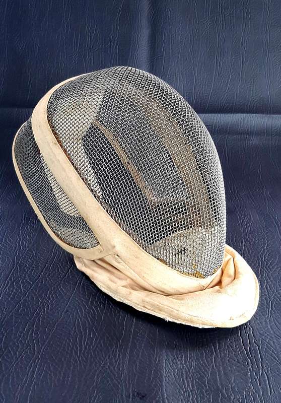 VINTAGE LEON PAUL FENCING MASK - RARE COLLECTOR'S ITEM
