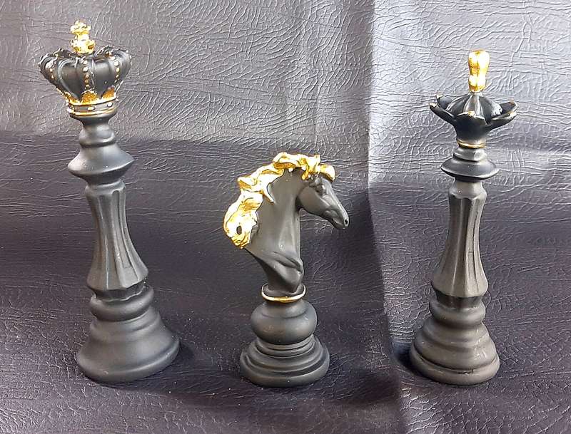 MAJESTIC NORDIC CHESS STATUE SET - A TRIBUTE TO STRATEGY & LEGACY